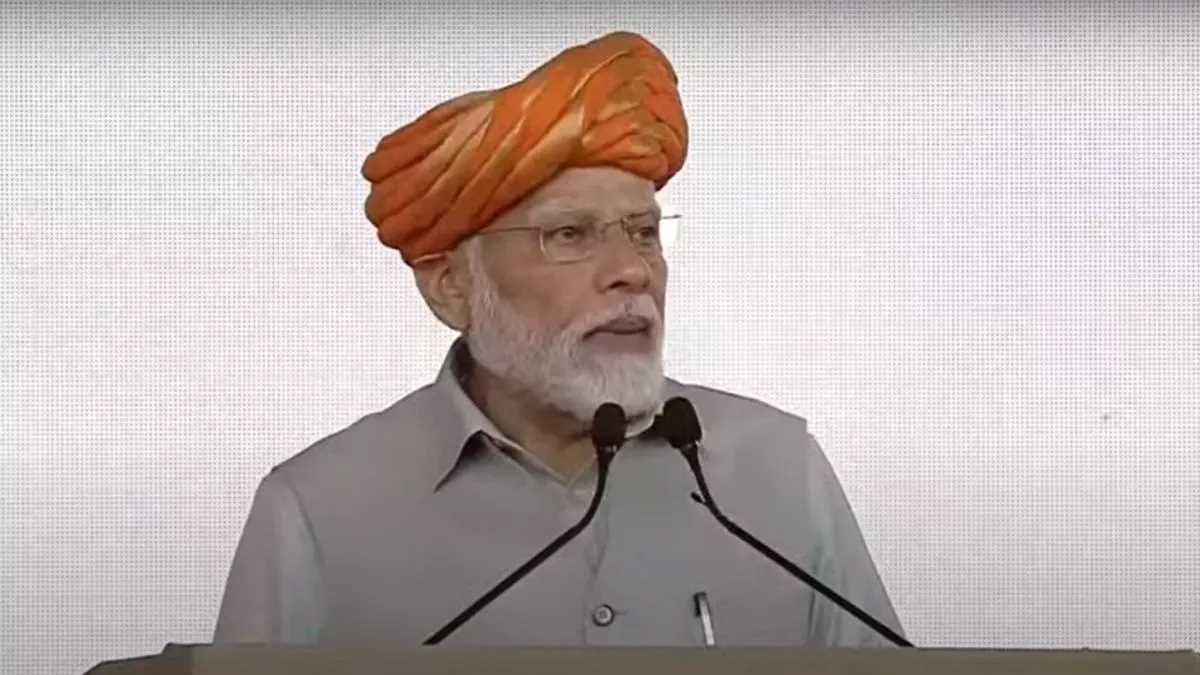 देश के 20 शहरों में पहुंच चुका है मेट्रो नेटवर्क : मोदी देश के 20 शहरों में पहुंच चुका है मेट्रो नेटवर्क : मोदी